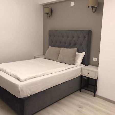 Hotel Helin - Calea Bucuresti Крайова Екстериор снимка