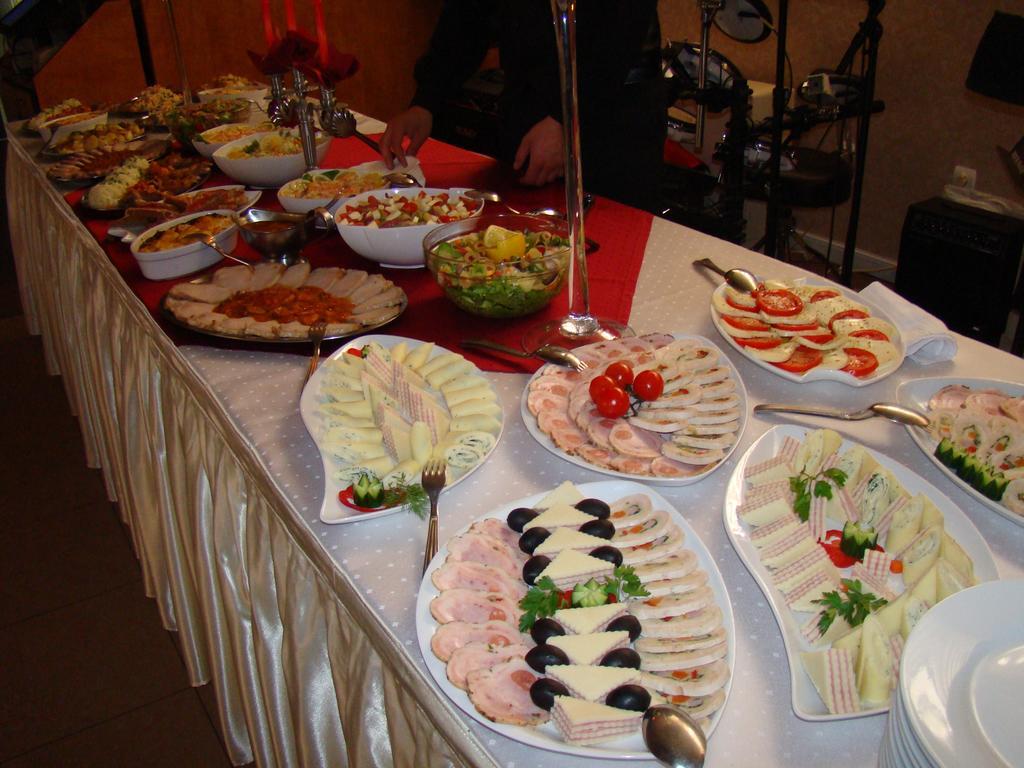 Hotel Helin - Calea Bucuresti Крайова Екстериор снимка