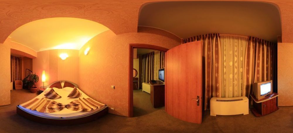 Hotel Helin - Calea Bucuresti Крайова Екстериор снимка