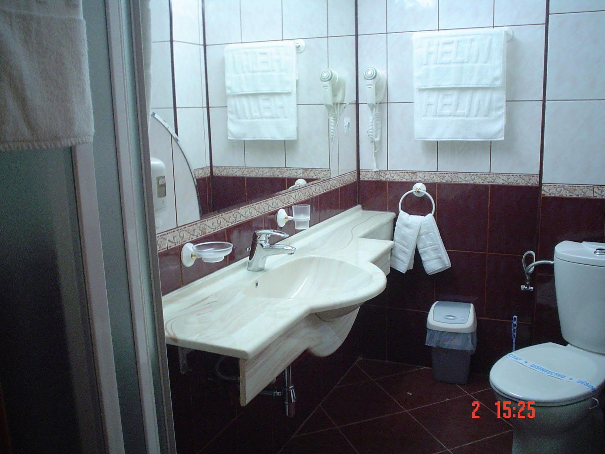Hotel Helin - Calea Bucuresti Крайова Екстериор снимка