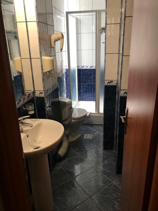 Hotel Helin - Calea Bucuresti Крайова Екстериор снимка